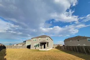 429 Unforgiven Ln, Jarrell, TX 76537 - Photo 17