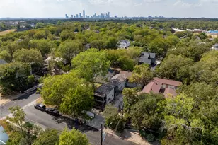 1112 Terry Dr, Austin, TX 78721 - Photo 5
