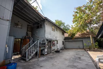 1112 Terry Drive, Austin, TX 78721 - Photo 15