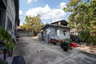 1112 Terry Dr, Austin, TX 78721 - Photo 17