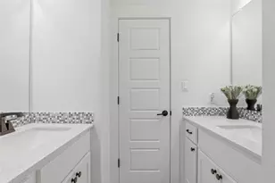 2413 Berkleys Brook Dr, Austin, TX 78738 - Photo 23