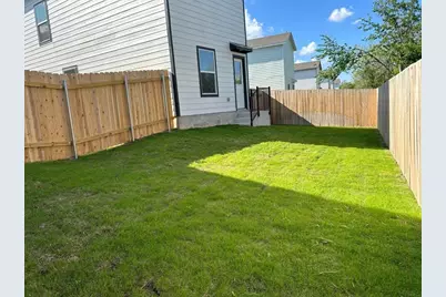 49 Trinity Circle, Lockhart, TX 78644 - Photo 23