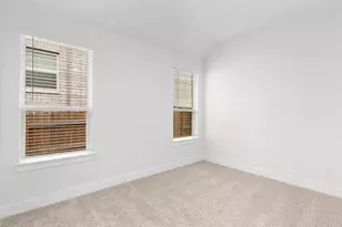 213 W Faulkner St, Liberty Hill, TX 78642 - Photo 9