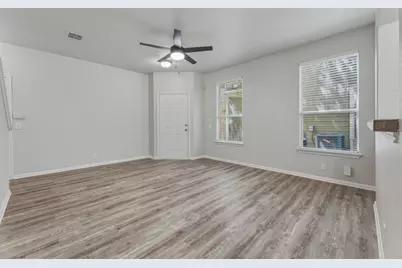 10608 Plains Trail #B, Austin, TX 78758 - Photo 9
