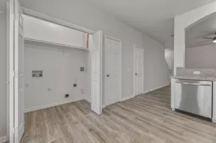 10608 Plains Trail, Austin, TX 78758 - Photo 19