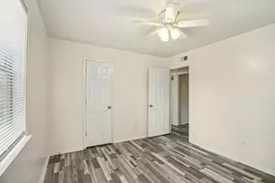 2702 Evergreen Cir, Bryan, TX 77801 - Photo 15