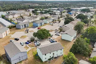 2702 Evergreen Cir, Bryan, TX 77801 - Photo 23