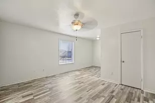 2702 Evergreen Cir, Bryan, TX 77801 - Photo 5