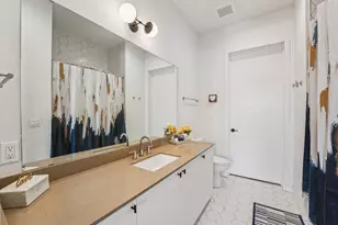 800 Embassy Dr, Austin, TX 78702 - Photo 21