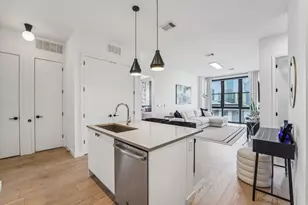 800 Embassy Dr, Austin, TX 78702 - Photo 13