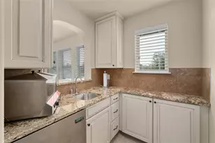 9400 Stratus Dr, Dripping Springs, TX 78620 - Photo 27