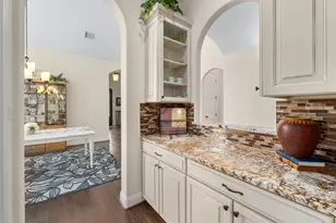 9400 Stratus Dr, Dripping Springs, TX 78620 - Photo 11