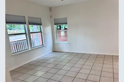 1901 1901 New York Av Avenue #B, Austin, TX 78702 - Photo 5