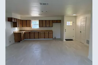 1203 Hackberry Drive, Marble Falls, TX 78654 - Photo 7