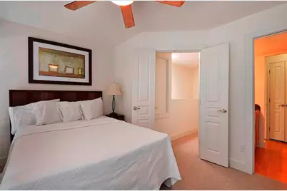 711 W 32nd Street #101, Austin, TX 78705 - Photo 9