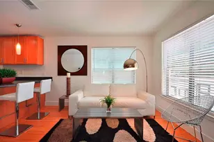 711 W 32nd St, Austin, TX 78705 - Photo 3