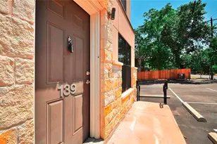 711 W 32nd St, Austin, TX 78705 - Photo 27
