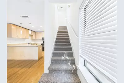 711 W 32nd Street #101, Austin, TX 78705 - Photo 7