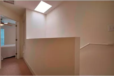 711 W 32nd Street #101, Austin, TX 78705 - Photo 13