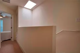 711 W 32nd St, Austin, TX 78705 - Photo 13