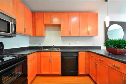 711 W 32nd Street #101, Austin, TX 78705 - Photo 15