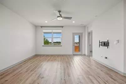 7812 City Top Boulevard, Austin, TX 78724 - Photo 11