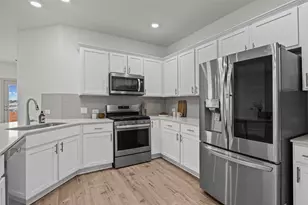7812 City Top Blvd, Austin, TX 78724 - Photo 5