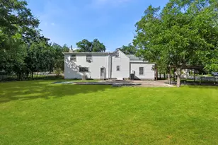 501 W Creek St, Fredericksburg, TX 78624 - Photo 35