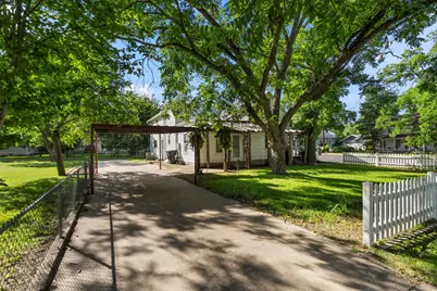 501 W Creek Street, Fredericksburg, TX 78624 - Photo 37