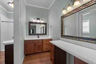 501 W Creek St, Fredericksburg, TX 78624 - Photo 23