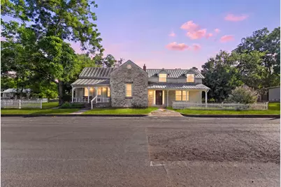 501 W Creek Street, Fredericksburg, TX 78624 - Photo 1