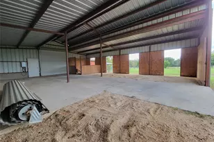 702 Phillip Ln, Liberty Hill, TX 78642 - Photo 37