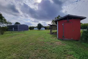 702 Phillip Ln, Liberty Hill, TX 78642 - Photo 35