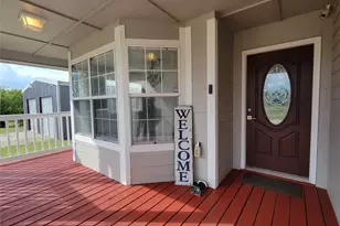 702 Phillip Ln, Liberty Hill, TX 78642 - Photo 3