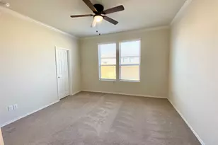 5216 Cressler Ln, Jarrell, TX 76537 - Photo 9