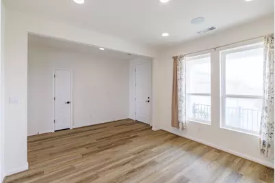 208 Wagon Spoke Way, Liberty Hill, TX 78642 - Photo 5