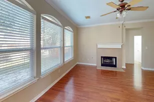 1716 Rosenborough Ln S, Round Rock, TX 78665 - Photo 5