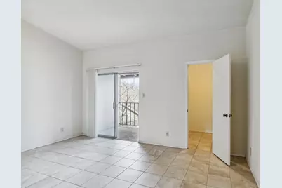 630 Maiden Lane #K, Austin, TX 78705 - Photo 3