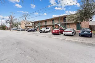 630 Maiden Ln, Austin, TX 78705 - Photo 15