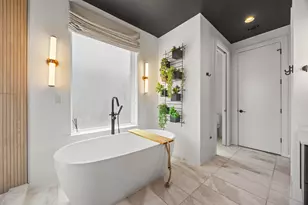 900 S 2nd St, Austin, TX 78704 - Photo 31