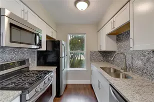 7504 Carver Ave, Austin, TX 78752 - Photo 5