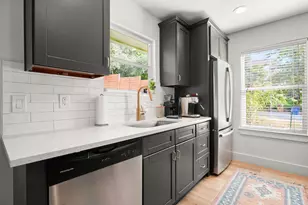 8200 Dunn St, Austin, TX 78745 - Photo 11