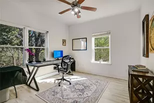 945 Wesley Ridge Dr, Spicewood, TX 78669 - Photo 17