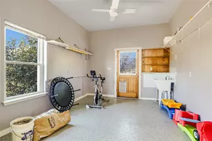 945 Wesley Ridge Dr, Spicewood, TX 78669 - Photo 29