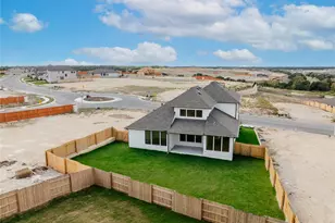 905 S Hemingway Loop, Liberty Hill, TX 78642 - Photo 35