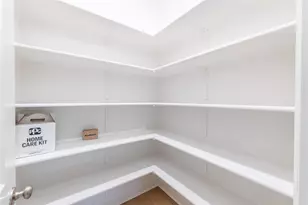 905 S Hemingway Loop, Liberty Hill, TX 78642 - Photo 29