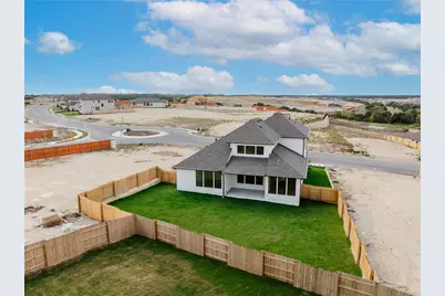 905 S Hemingway Loop, Liberty Hill, TX 78642 - Photo 35