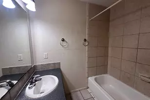 410 Linden St, Bastrop, TX 78602 - Photo 9