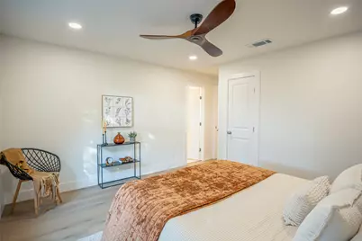 6816 Hanover Lane, Austin, TX 78723 - Photo 3