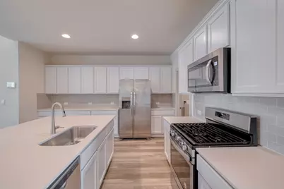 7501 Smallwood Drive, Austin, TX 78724 - Photo 5